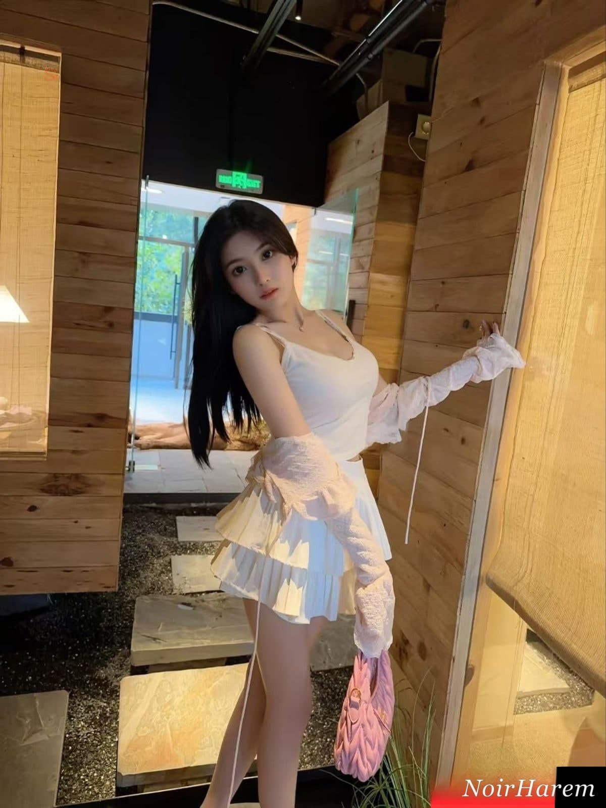Linda — 2