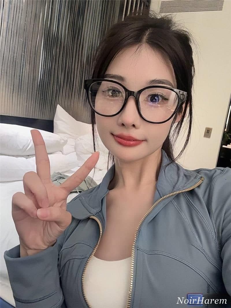 Mu Ying (沐莹) — 9