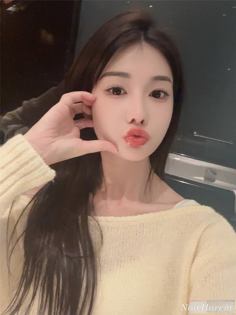 Mu Ying (沐莹) — 11