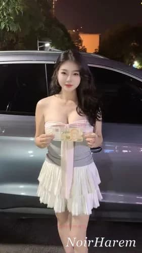 XiaoYu-小雨 — 1